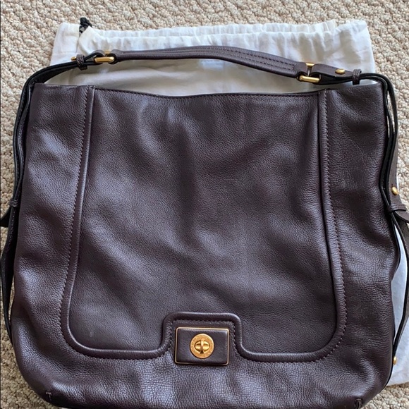 Marc By Marc Jacobs Navy Blue Shoulder Bag with Gold Hardware - Picture 4 of 5